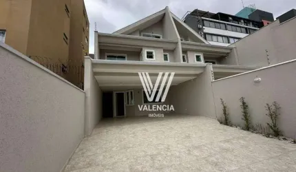 Sobrado de Rua | 6 Dorms | 4 Vagas | 245m² | Agua Verde - Curitiba/PR