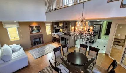 Casa de Rua | 3 Suites | 4 vagas | 242m² priv | Aristocrata - SJP/PR