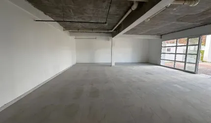 Loja | Cond. Parque Ecoville | 132,72² Priv | PR