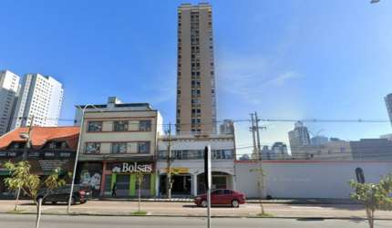 Apartamento | Semi - Mobiliado| 37 m² priv | Centro - Curitiba