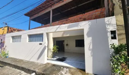 Oportunidade - Casa à Venda no Parque Sabiá - 3 quartos - Amplo Quintal