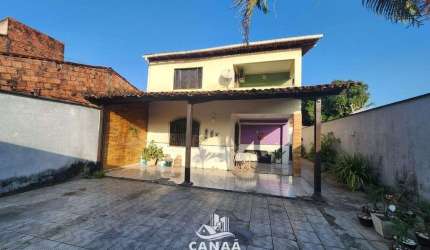 Casa Duplex à Venda em Parque Sabiá - 2 quartos - Ventilada - Quintal Amplo