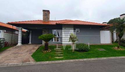 CASA TÉRREA MOBILIADA, CONDOMÍNIO CA'D'ORO. SANTA FELICIDADE/ SÃO BRAZ. COM JARDIM E QUINTAL. LINDA!