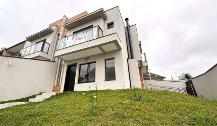 SOBRADO NO ATUBA, 3 QUARTOS, 1 SUÍTE, 2 VAGAS DE GARAGEM, CHURRASQUEIRA - PRÓXIMO AOS PARQUES ATUBA E BACACHERI.