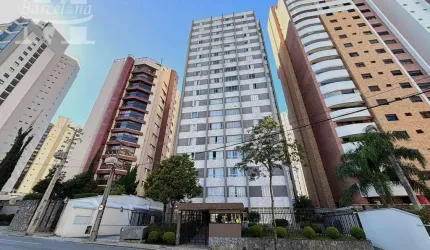 APARTAMENTO EDIFÍCIO JUVEVE, 2 QUARTOS SENDO 1 SUITE COM CLOSET, ANDAR ALTO, ENSOLARADO, VISTA DEFINIDA, JUVEVÊ/CABRAL.
