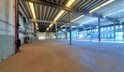 Galpão industrial para locação em Barueri
