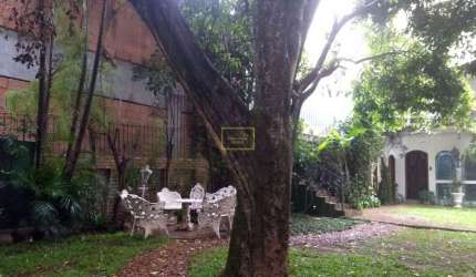 Sala comercial com projeto moderno e aconchegante em Pinheiros!