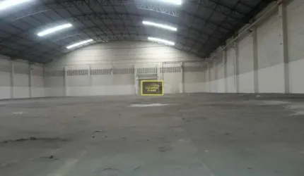Galpão para locação no Tabão da Serra - próximo a Rodovia Regis Bittencourt