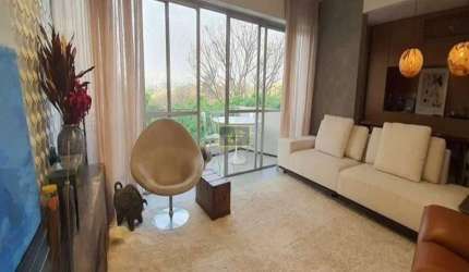 Apartamento com 03 dormitórios no Alto de Pinheiros