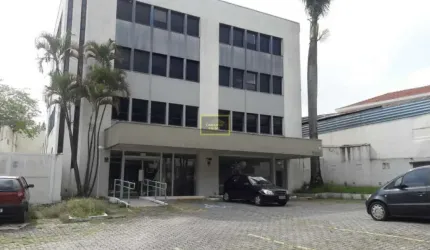 Prédio monousuário para alugar no Butantã