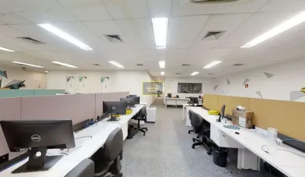 Prédio mono usuário no Centro
