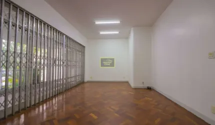 Casa Comercial com 08 salas para venda no Pacaembu