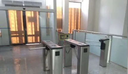 Prédio comercial Estrutura sólida e conservada no centro histórico de São Paulo
