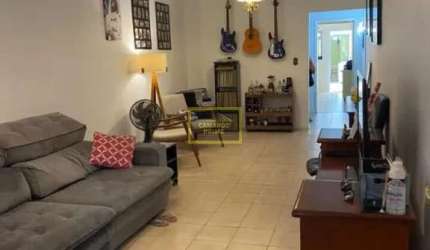 Casa Com 04 Dormitórios Para Venda na Lapa