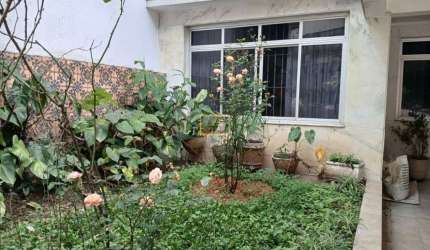 Excelente csa com quatro dormitorios Otima Localização
