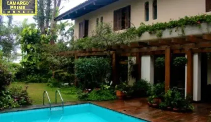 Sobrado residencial de Alto Padrão, valor abaixo do mercado - Confira!!!