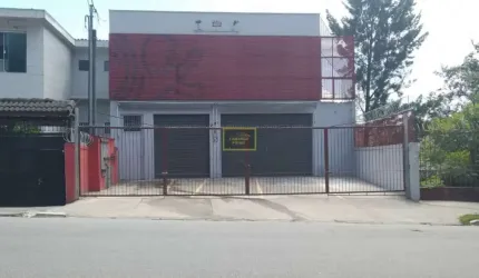 Ótimo imóvel muito bem localização na Estrada do Campo Limpo!