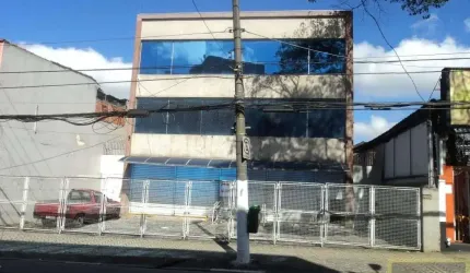 Prédio comercial, bem localizado, ao lado avenida João Dias, a 1 km da Marginal Pinheiros
