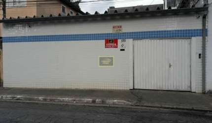 Casa residencial bem localizado à 500 metros da Estrada do Campo Limpo