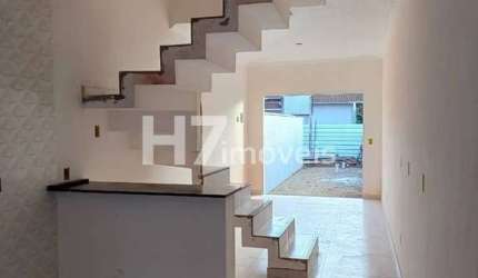 Casa Geminada com 2 quartos, Adhemar Garcia - Joinville