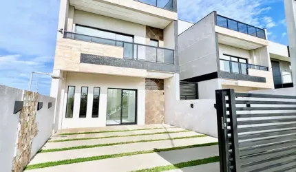 Casa com 3 quartos à venda na Rua Alemanha, 135, Monções, Matinhos, 109 m2 por R$ 859.000