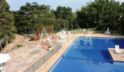 Casa (V) - 4 Dormitórios - Condomínio Forest Hills - Altos de São Fernando -  Jandira