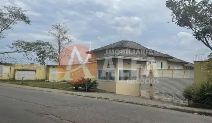 Casa com 2 Suites Condomínio Ipê Amarelo -  Chácara Pavoeiro - Cotia - SP