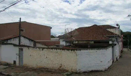 Casa com 3 quartos à venda no Centro, Piracicaba , 234 m2 por R$ 320.000