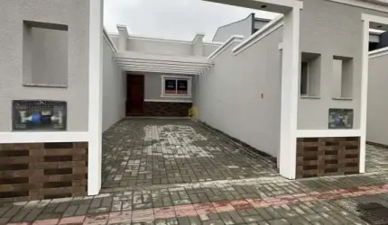 Casa com 2 quartos à venda na Niceas Gonçalves da Maia, 59, João Costa, Joinville por R$ 399.000
