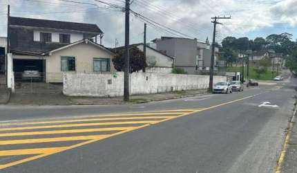 Casa com 3 quartos à venda na Doutor Evandro Petry, 14, Adhemar Garcia, Joinville por R$ 370.000