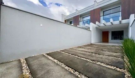 Casa com 3 quartos à venda na Japão, 50, Boa Vista, Joinville por R$ 479.000