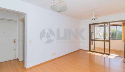Apartamento com 3 quartos à venda no bairro Mont Serrat em Porto Alegre