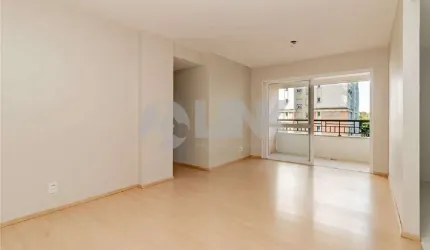 Apartamento com 3 quartos à venda no bairro Passo da Areia em Porto Alegre