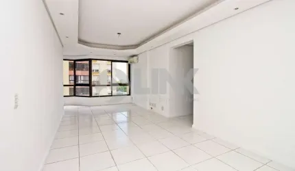 Apartamento com 3 quartos à venda no bairro Vila Ipiranga em Porto Alegre