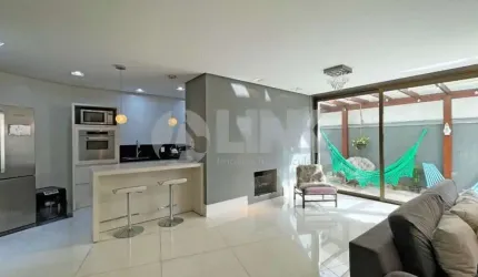 Apartamento Garden mobiliado de 3 quartos com 3 vagas à venda no bairro Boa Vista em Porto Alegre