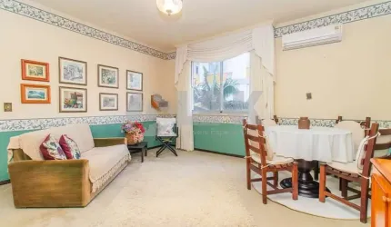 Comprar Apartamento de 2 quartos com 1 vaga de garagem à venda no bairro Mont Serrat em Porto Alegre