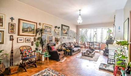 Apartamento de 3 quartos com 1 vaga à venda no bairro Independência em Porto Alegre