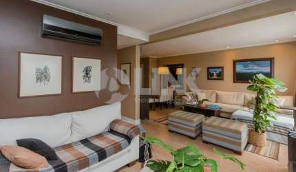 Apartamento de 2 quartos com 2 vagas à venda no bairro Bela Vista em Porto Alegre