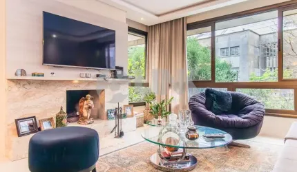 Apartamento de 2 quartos com 2 vagas de garagem à venda no bairro Petrópolis em Porto Alegre