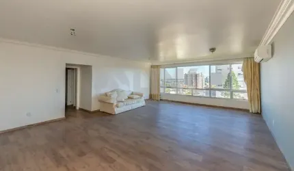 Apartamento de 3 quartos com 2 vagas à venda no bairro Moinhos de Vento em Porto Alegre