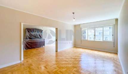 Apartamento de 4 quartos com 1 vaga à venda no bairro Moinhos de Vento em Porto Alegre