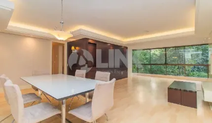 Apartamento de 3 quartos com 2 vagas à venda no bairro Moinhos de Vento em Porto Alegre
