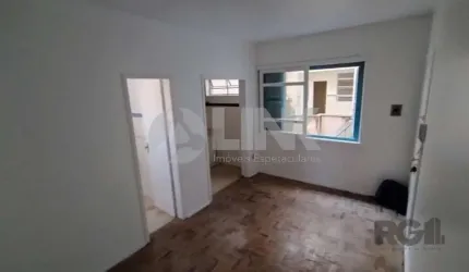 Apartamento de 1 quarto estilo JK à venda no bairro Floresta em Porto Alegre