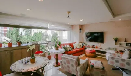 Apartamento de 3 quartos com 2 vagas à venda no bairro Higienópolis em Porto Alegre