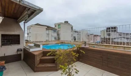Cobertura de 4 quartos à venda no bairro Moinhos de Vento em Porto Alegre