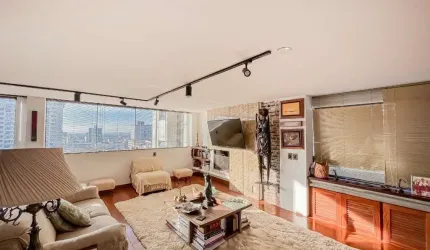 Cobertura de 3 quartos com 2 vagas à venda no bairro Moinhos de Vento em Porto Alegre