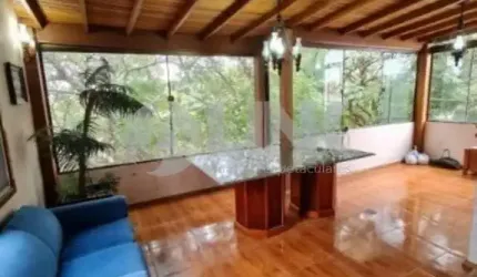 Cobertura de 3 quartos 2 vagas à venda no bairro Jardim Lindóia em Porto Alegre