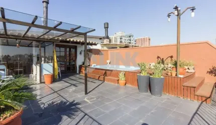 Cobertura Duplex com 4 quartos e 2 vagas à venda no bairro Cristo Redentor em Porto Alegre