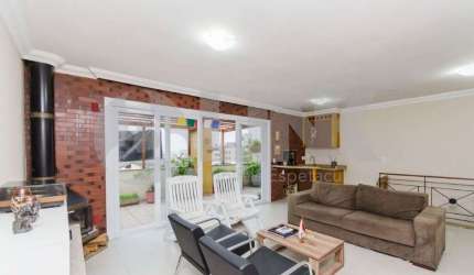 Cobertura de 3 quartos com 2 vagas à venda no bairro Jardim Itu em Porto Alegre