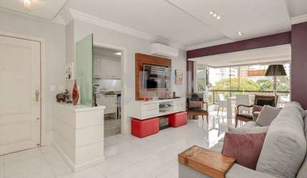 Apartamento de 2 quartos com 2 vagas à venda no bairro Petrópolis em Porto Alegre